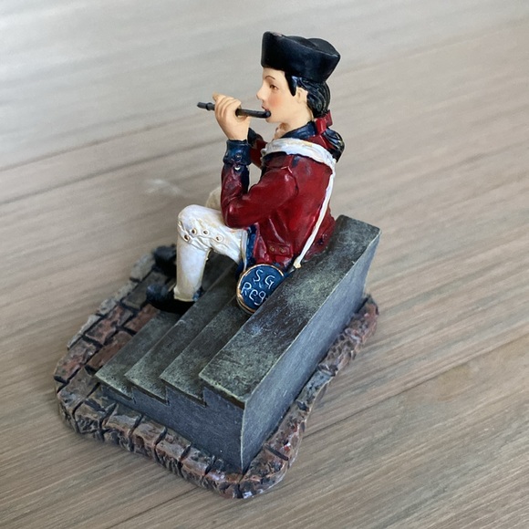 Williamsburg Seated Fifer - Lang and Wise - Picture 7 of 10